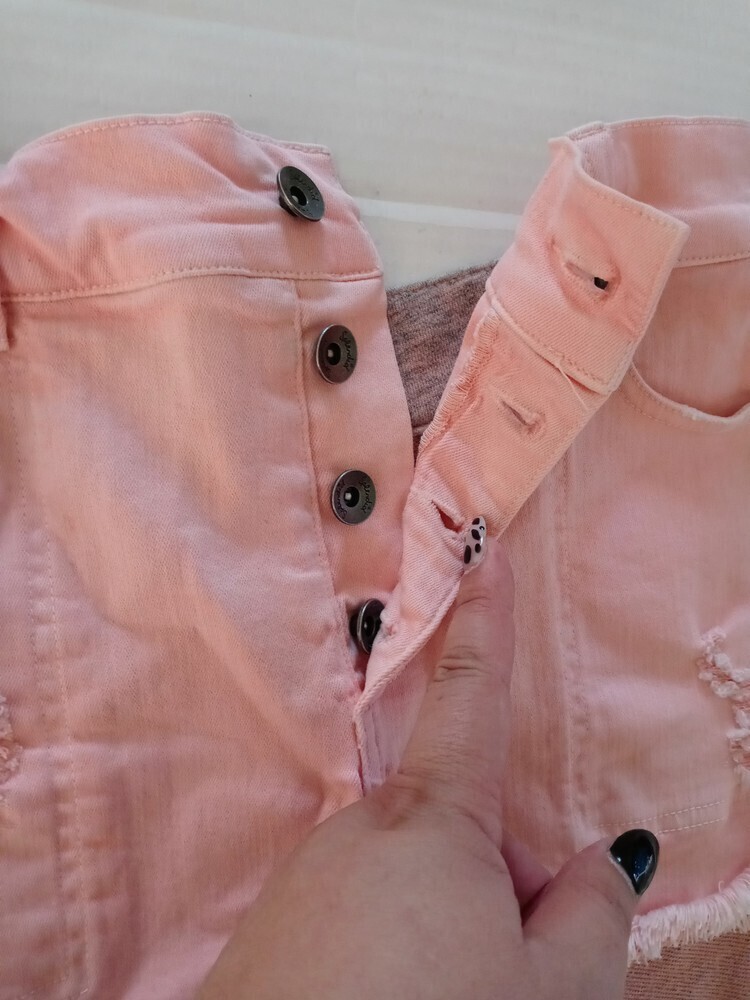 Splendid Women's Raw Hem Shorts. Size S. - Picture 4 of 8